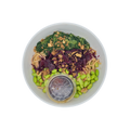 Asiatische Erdnuss-Nudel-Bowl